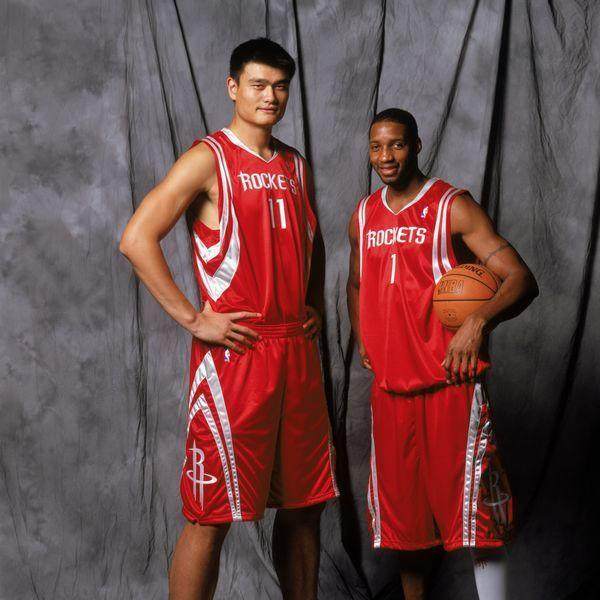 现役得分榜前3！哈登：KD，告诉詹姆斯我们的排名要追上来了（现役得分榜三甲！哈登喊话KD：替我告诉詹姆斯，我们的排名要追上来了）