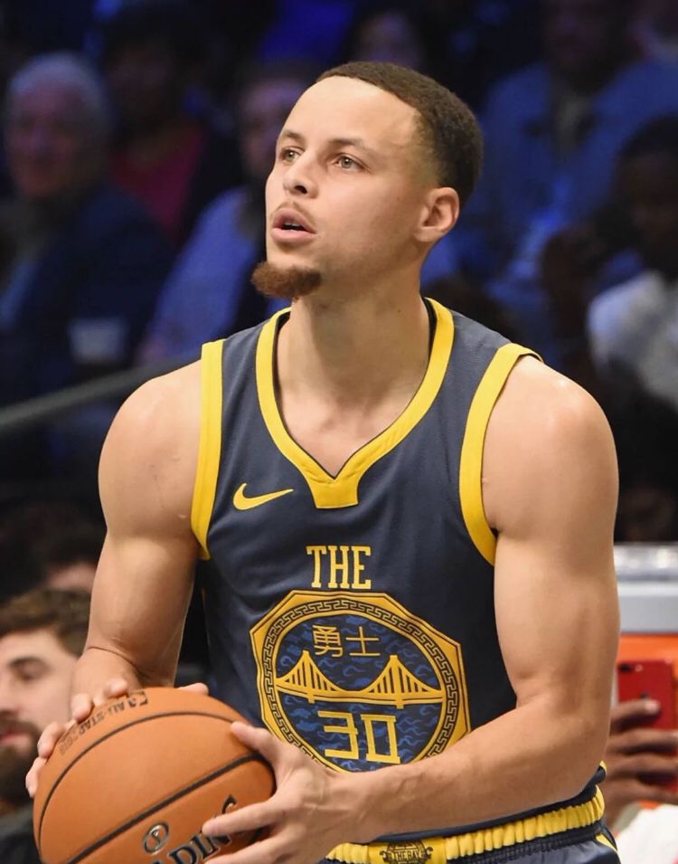 多特0-1勒沃库森无缘德国杯，马扎一击制胜，泰里耶进球被吹（德国杯多特0-1负勒沃库森出局：马扎制胜，泰里耶进球遭判无效）